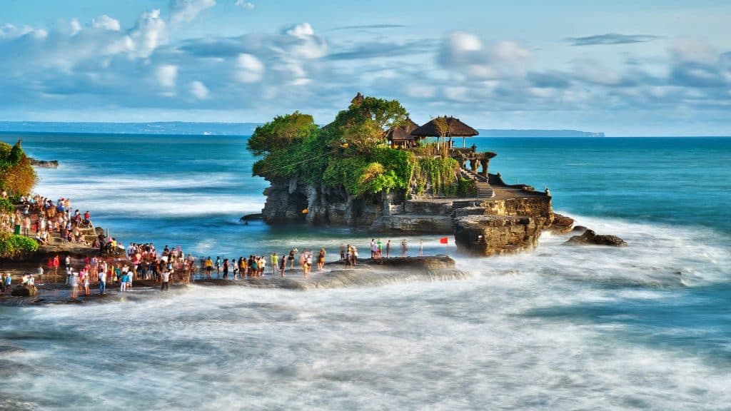 9 Kegiatan Ini Tidak Boleh Dilewatkan saat Wisata di Bali » WaterSport Bali